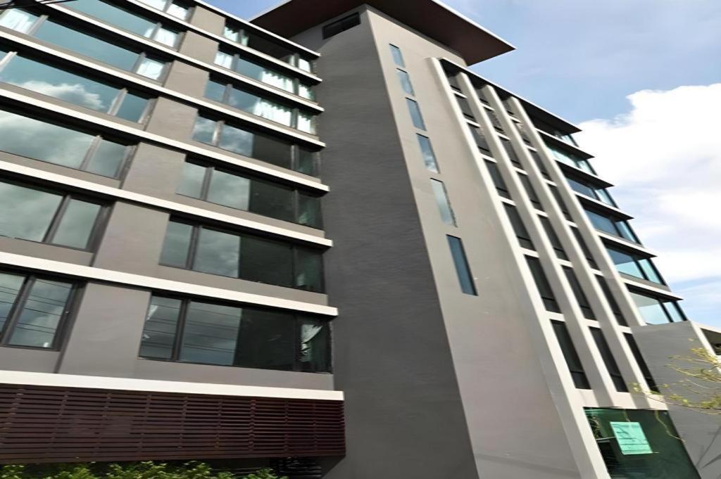 B2 Black Business And Budget Hotel Chiang Mai Exterior foto