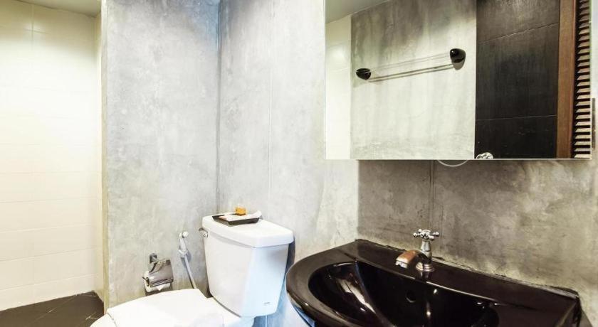 B2 Black Business And Budget Hotel Chiang Mai Exterior foto